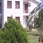Mercan Bed & Breakfast 2*