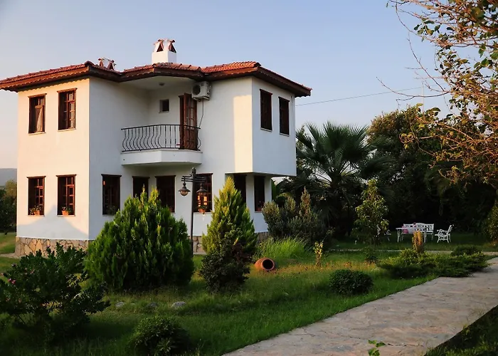 Mercan Oda ve Kahvaltı 2*